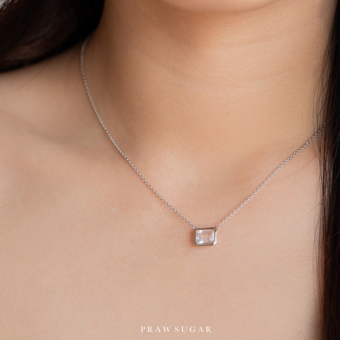 Rose Quartz Baguette Gemstone Necklace - สร้อยคอจี้โรสควอซทรงสี่เหลี่ยม (เรือนสร้อยเงินแท้)(มี 2 สี)