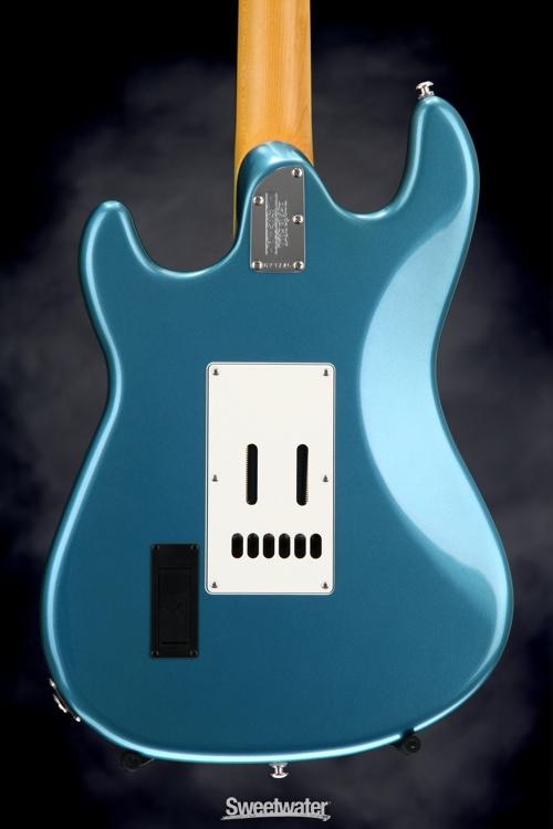 Ernie Ball Music Man Cutlass - Vintage Turquoise