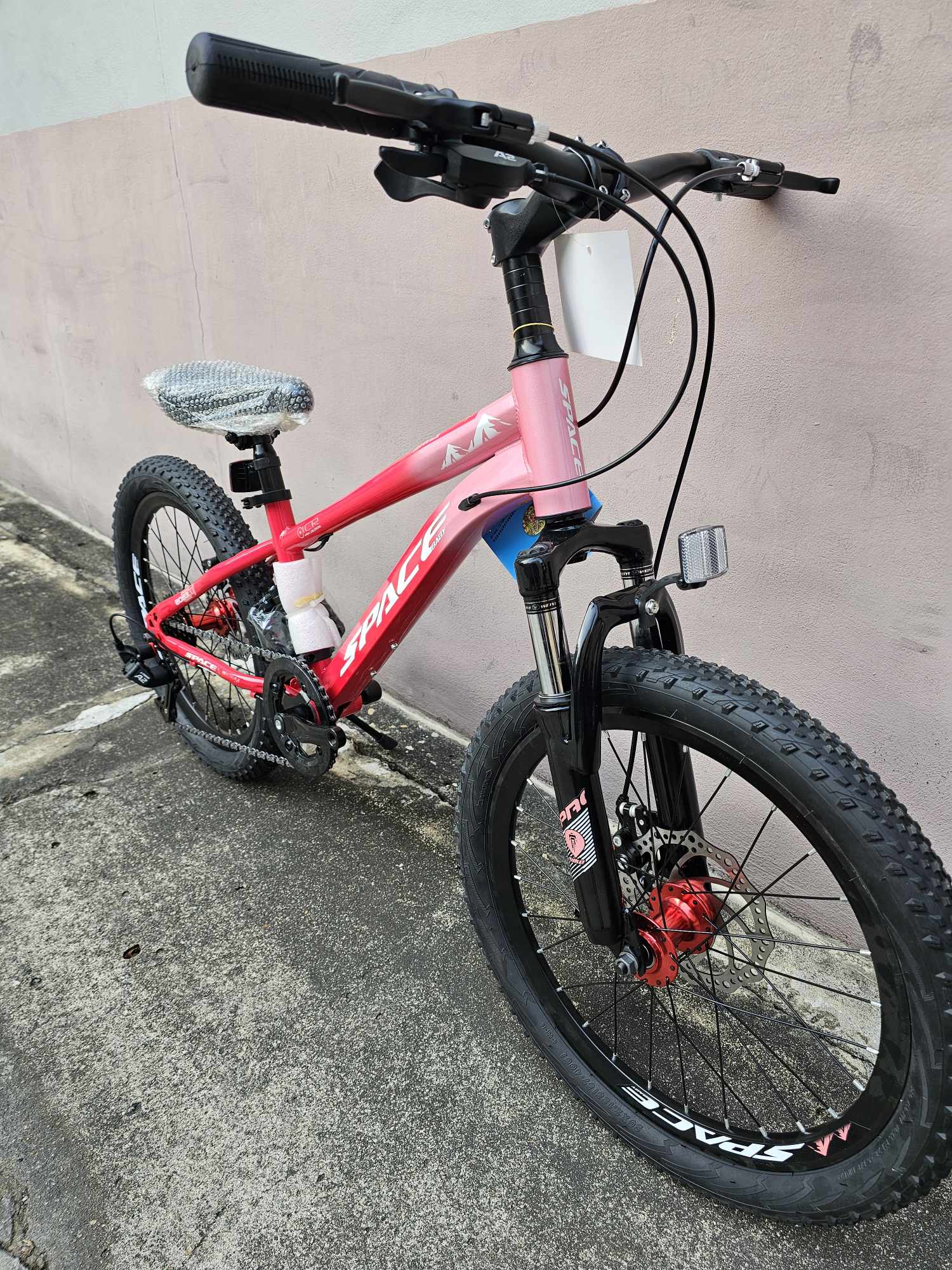 เสือภูเขา Spacebaby มีเกียร์ 7 สปีด 20 นิ้ว