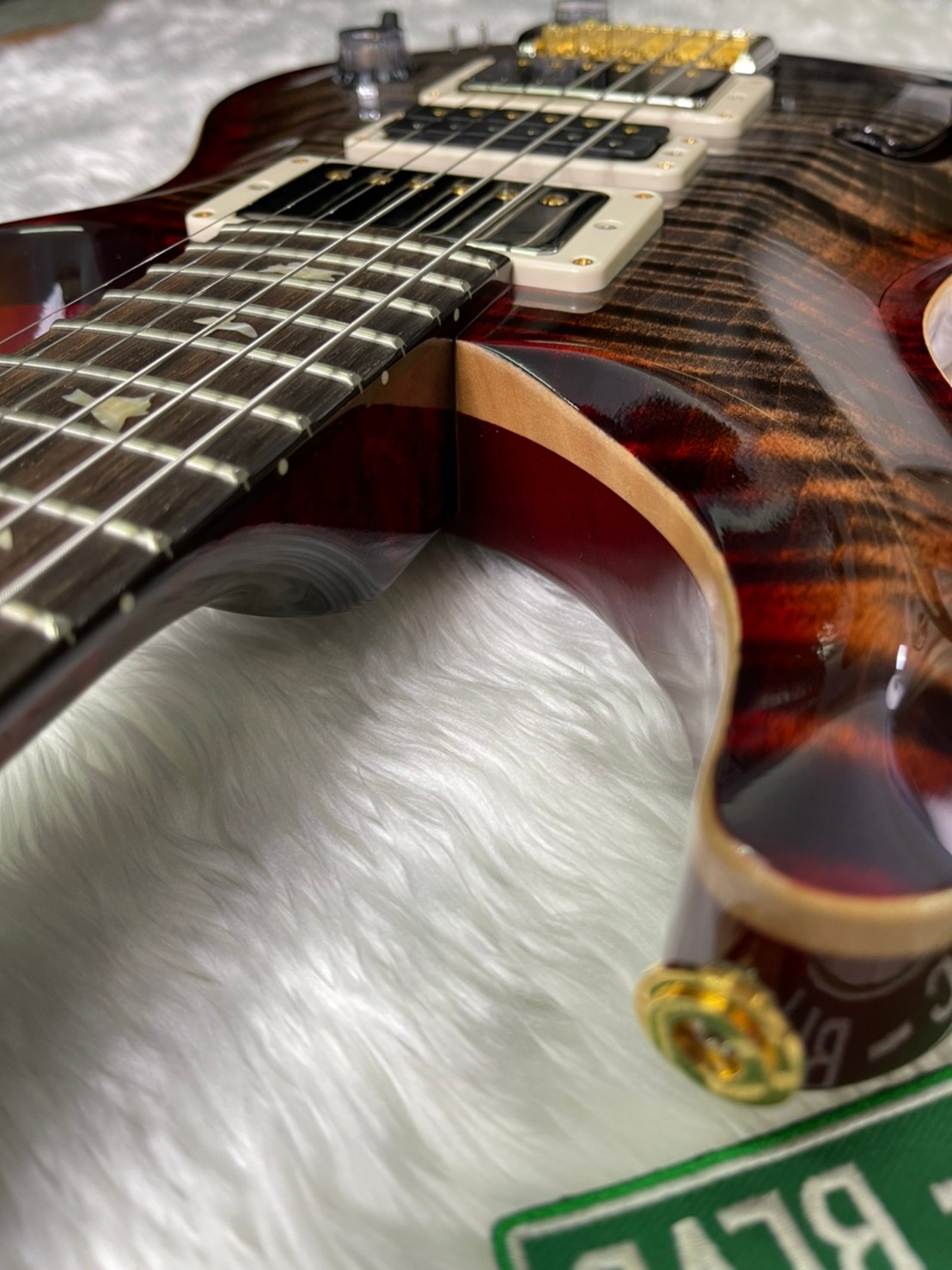 PRS Wood Library 10 Top Special 22 Flame Neck Brazilian Rosewood Charcoal Cherry MB Exclusive