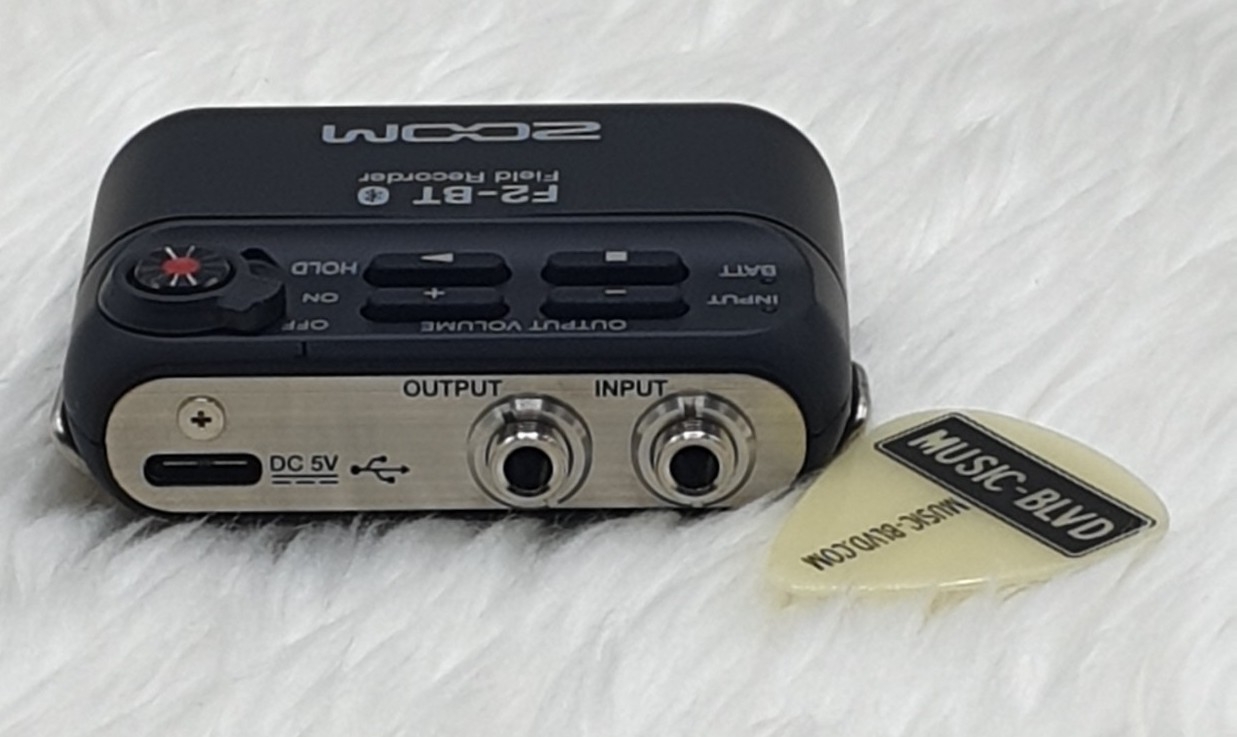 Zoom F2 Field Recorder with Lavalier Microphone and Bluetooth Control