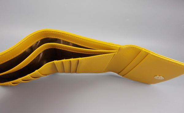 กระเป๋าสตางค์ ELLEเหลืองมัสตราด ใหม่ แท้