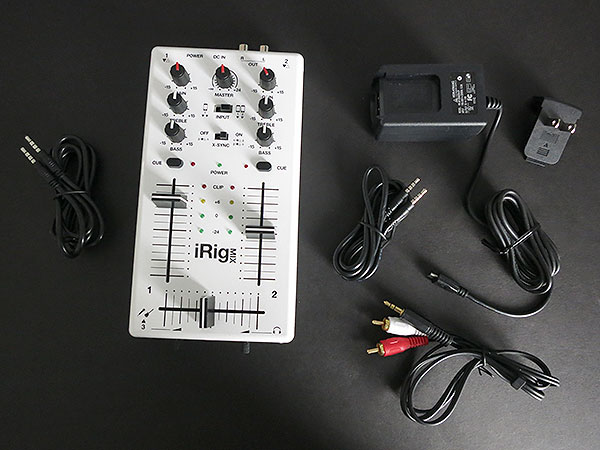 IK Multimedia iRig Mix - Mobile Mixer for iPhone / iPod touch / iPad