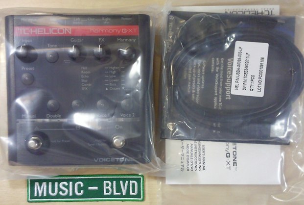 TC Helicon VoiceTone Harmony G-XT Vocal Harmony and Effects Pedal for Guitarists