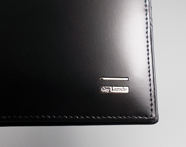 กระเป๋าสตางค์ Guy Laroche ดำ ใหม่ แท้