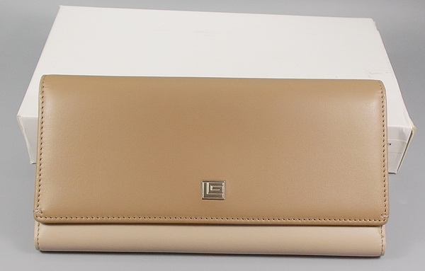 กระเป๋าสางต์ Guy Laroche กาแฟ-เบจ ใหม่ แท้