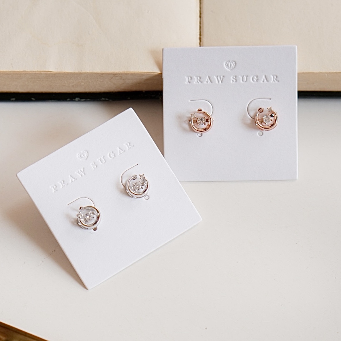 Circle Miracle Earrings - ต่างหูมิราเคิลทรงกลม (มี 3 สี)(ก้านต่างหูเงินแท้)