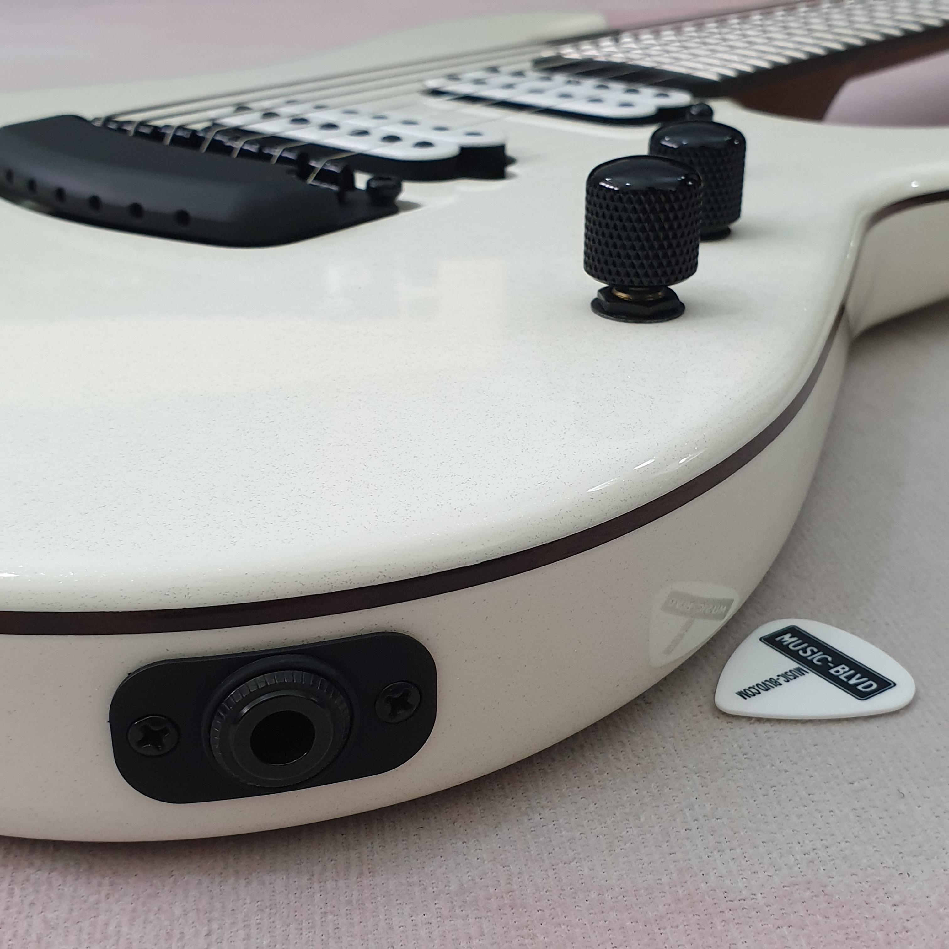 Ernie Ball Music Man Jason Richardson 7-String Cutlass Empress White