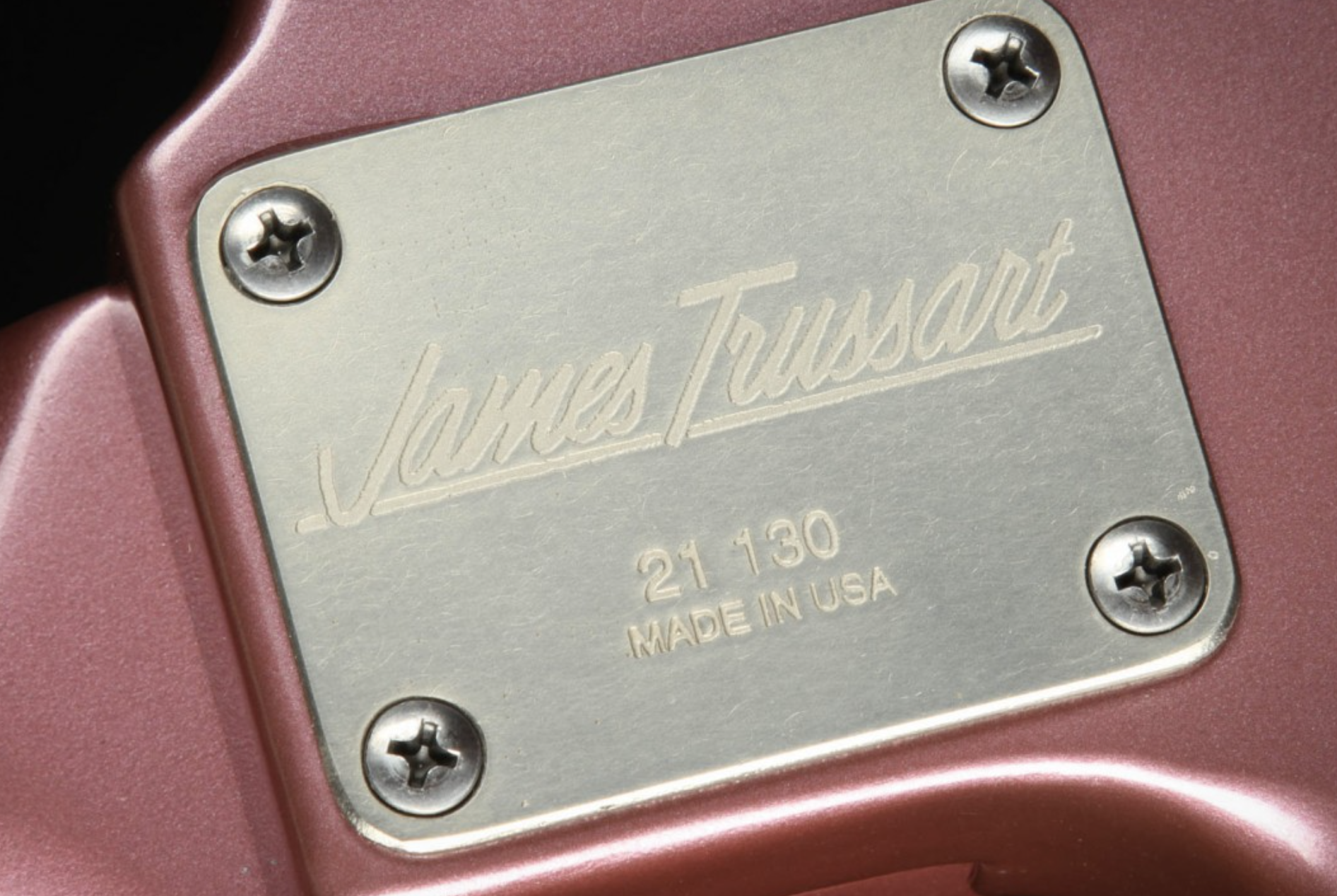 James Trussart Steelmaster - Silver Paisley Engraved Burgundy Mist