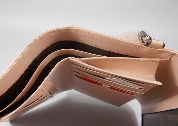 กระเป๋าสตางค์ ELLE เบจ ใหม่ แท้