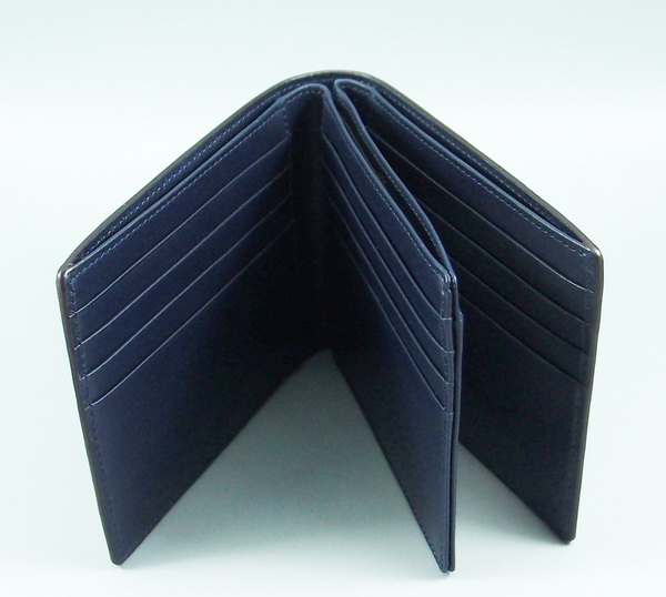 กระเป่าสตางค์ Guy Laroche กรม ใหม่ แท้