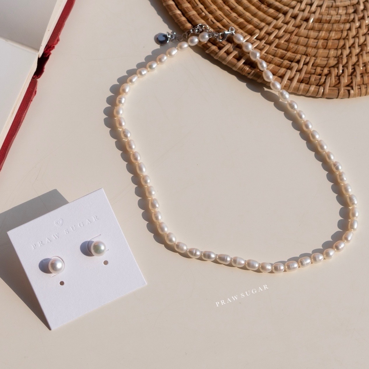 สร้อยคอมุกแท้ทรงรียาว - Rice Shape Fresh Water Pearl Necklace (ไข่มุกแท้-เรือนสร้อยเงินแท้)