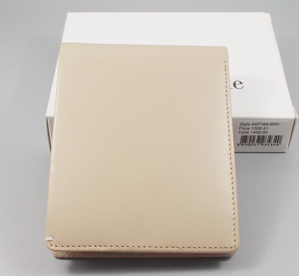 กระเป๋าสตางค์ Guy Laroche เบจ-ขาว ใหม่ แท้