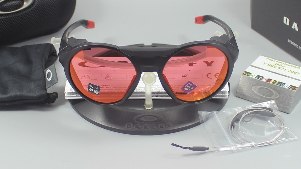 OAKLEY CLIFDEN Matte Black w/ Prizm Snow Torch OO9440-03