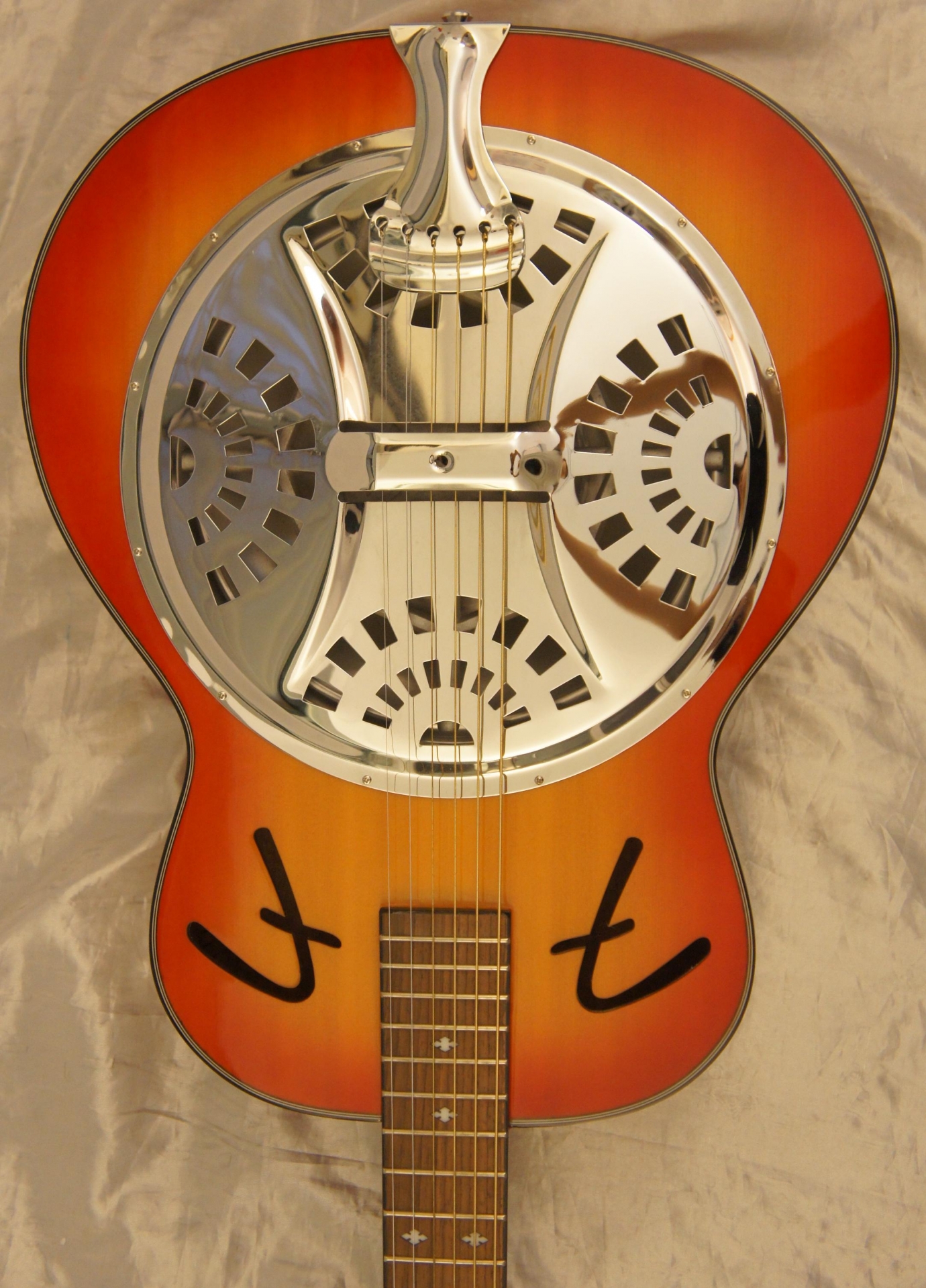 Fender FR-50 Resonator Guitar Sunburst