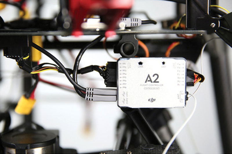 DJI Spreading Wings S1000 Professional Octocopter w/ Gimbal for Canon 5DII