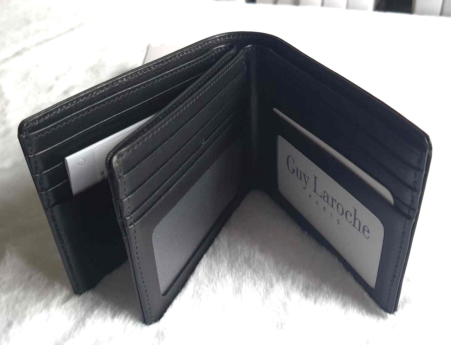 กระเป่าสตางค์ Guy Laroche ดำ ธนบัตร 3 ช่อง ใหม่ แท้