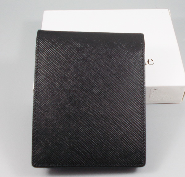 กระเป๋าสตางค์ Guy Laroche ดำ ใหม่ แท้