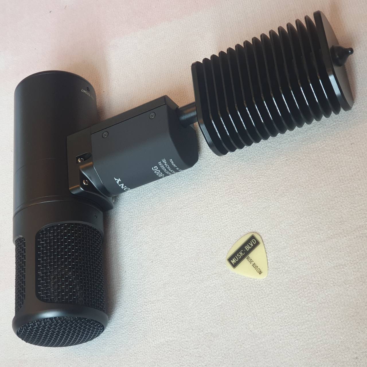 Sony C-800G Large-diaphragm Condenser Microphone