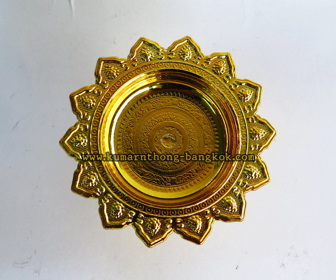 พานทอง แบบตั้งของถวาย ตั้งวางพระ กุมารทอง เครื่องราง วัตถุมงคล ขนาดเล็ก Size M ขนาดพานกว้าง 9.5ซม. สูง 5ซม.