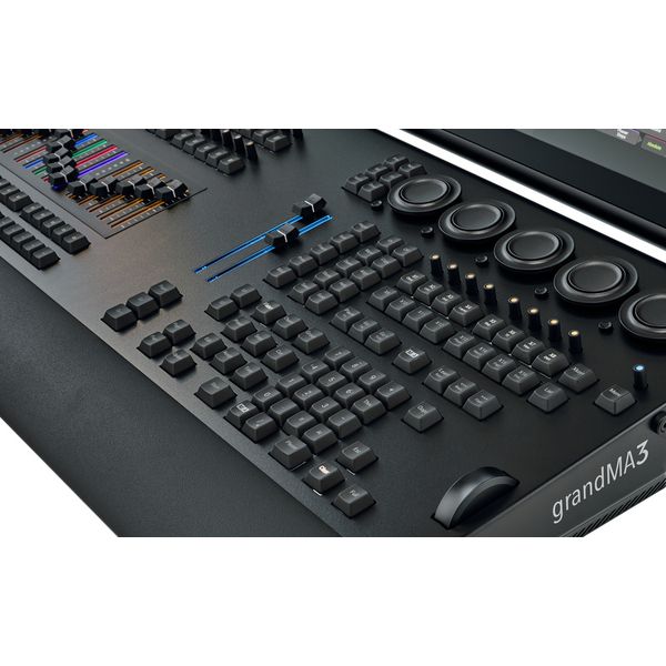 MA Lighting grandMA3 compact XT Lighting Control Console with 8192 Parameters