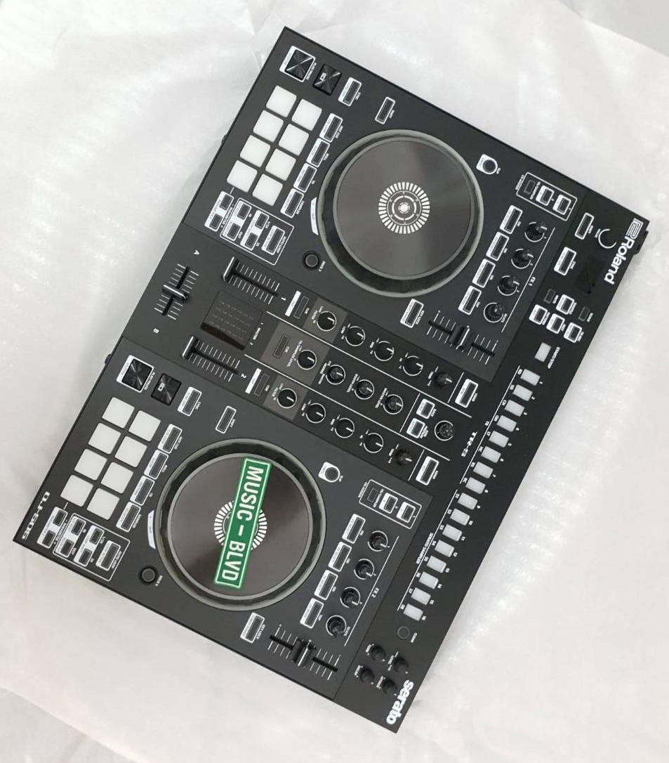 Roland DJ-505 2-channel Serato DJ Controller with Drum Machine
