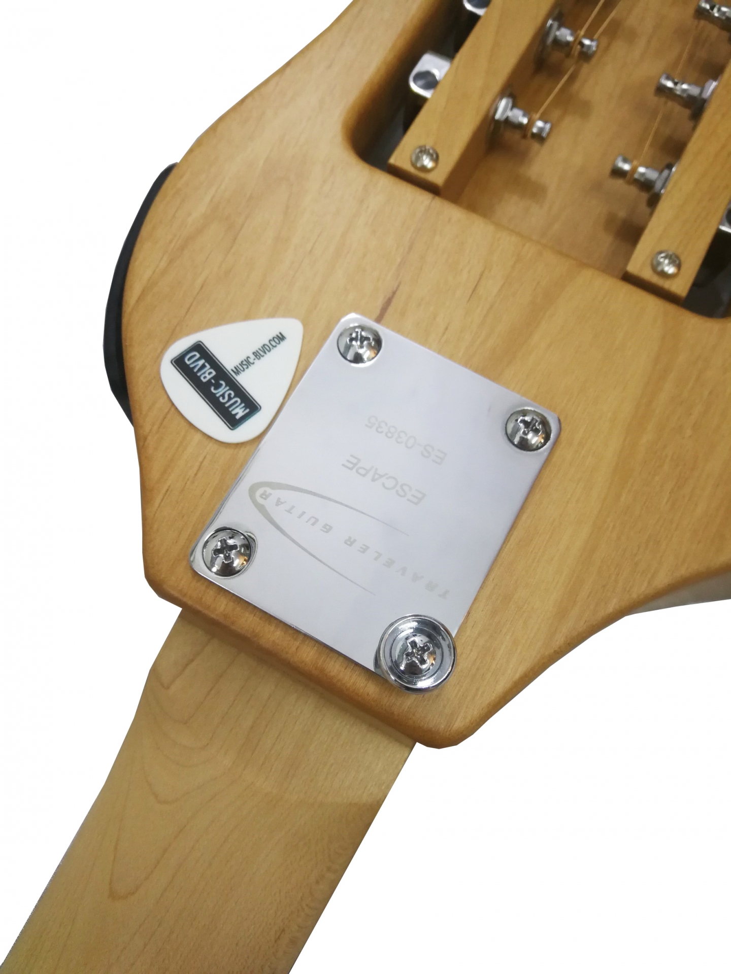 Traveler Guitar Escape Steel-String Acoustic-Electric Travel Guitar