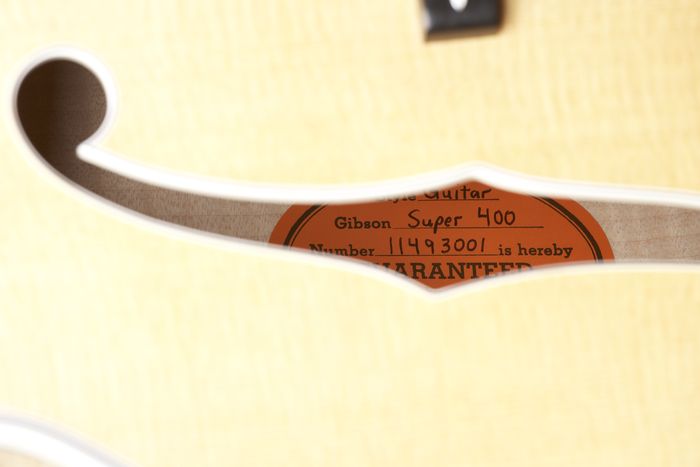 Gibson Custom Super 400 Thinline Hollowbody Electric Guitar Antique Natural