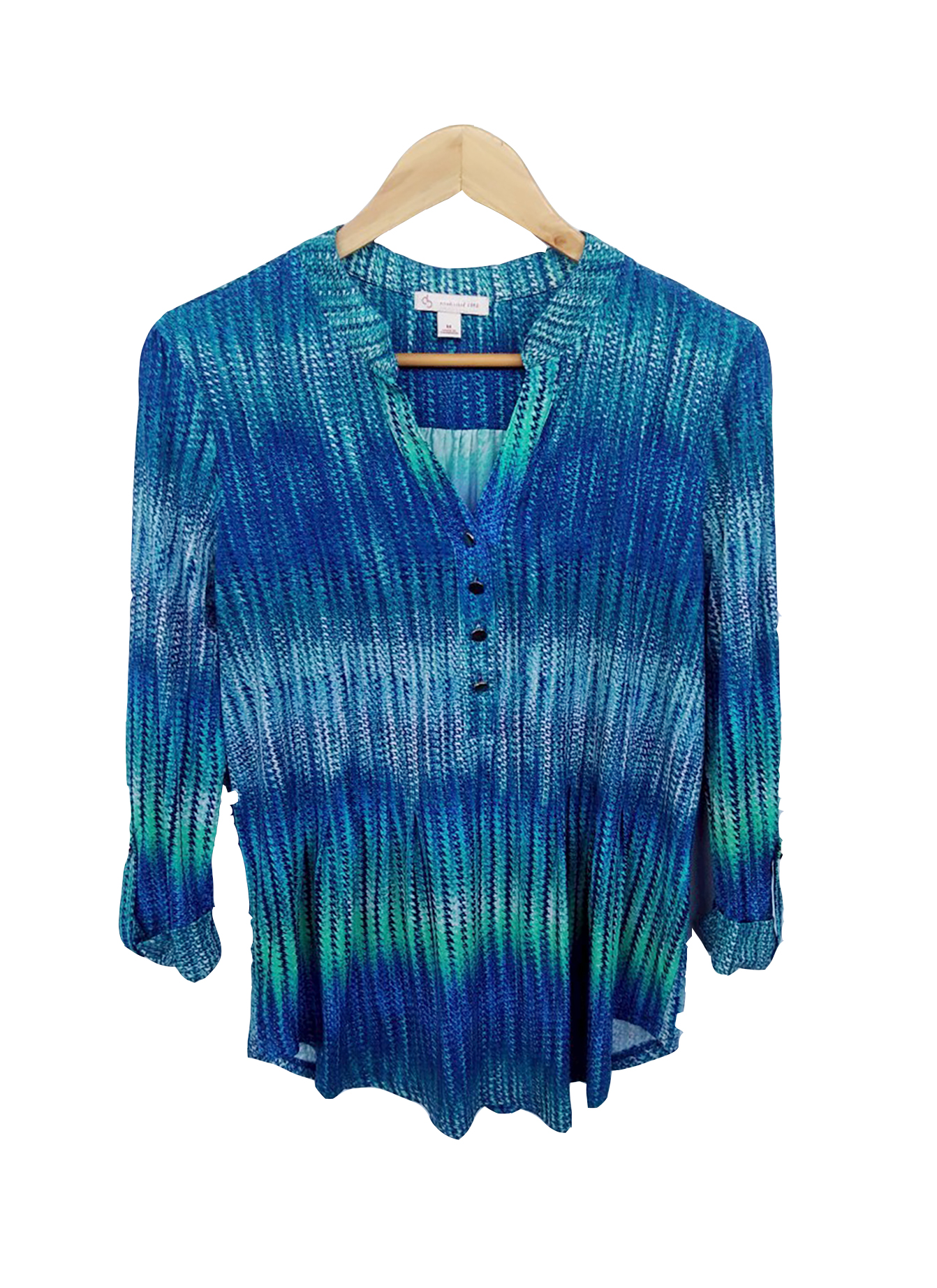 เสื้อมือสอง คอวี ผ้ายืดหนา ลายฟ้าน้ำเงิน แขน 5 ส่วนอก 36-38 นิ้ว