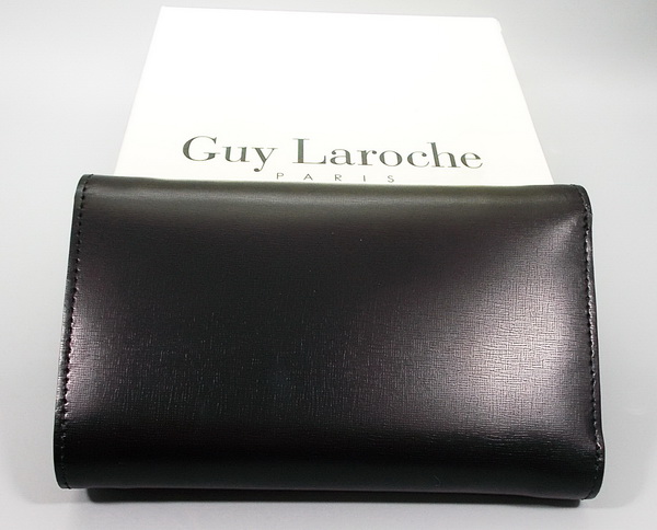 กระเป๋าสตางค์ Guy Laroche ดำ ใหม่ แท้