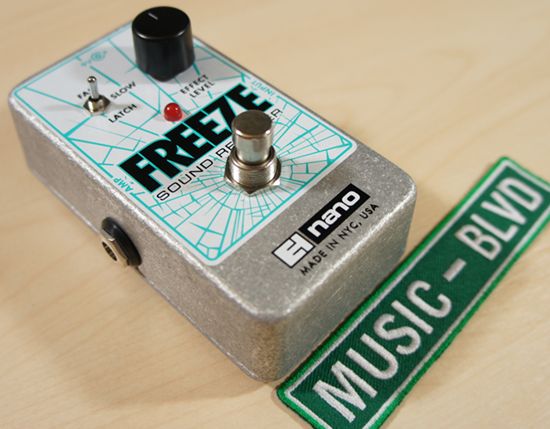 Electro-Harmonix Freeze Sound Retainer Compression Guitar Effects Pedal