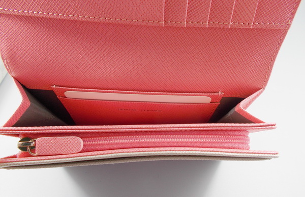 กระเป๋าสตางค์ Guy Laroche เบจ-ชมพู ใหม่ แท้