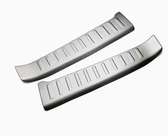 แต่งขอบประตูท้าย สครับเพรตประตูท้าย ของแต่งรถ Nissan SERENA e-POWER นิสสันเซเรน่า MPV