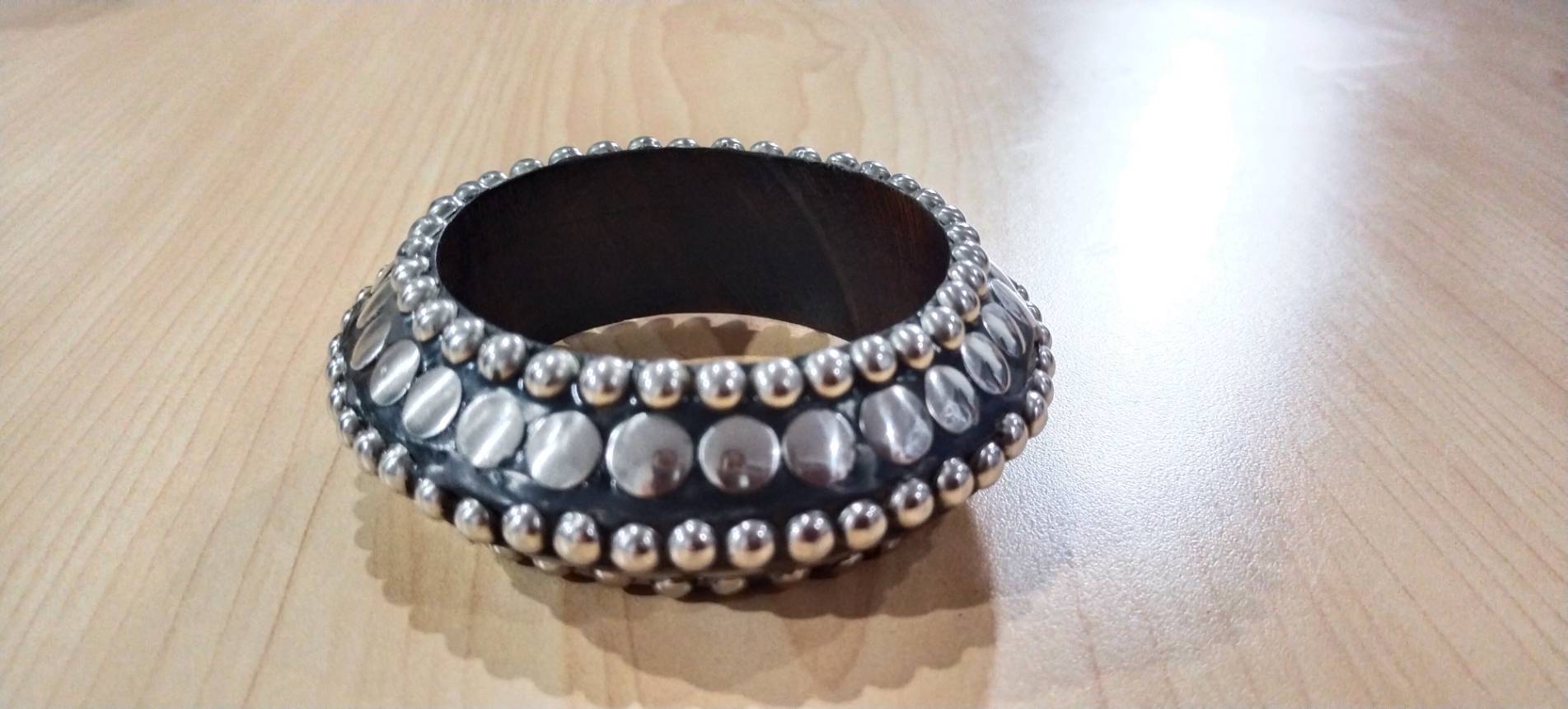 กำไลแขนงานไม้ คละแบบคละลาย ราคาส่ง