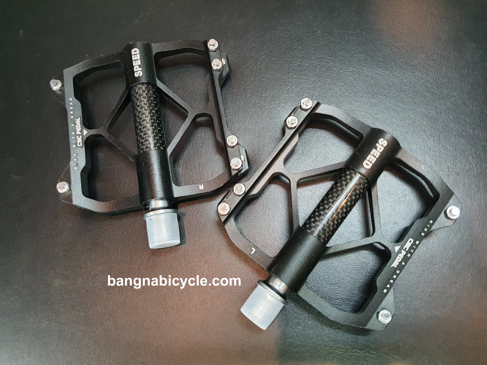 บันได Ride with a Dream - Speed CNC แกนคาร์บอน ลูกปืนแบริ่ง ลื่นมาก เบา 290 กรัม