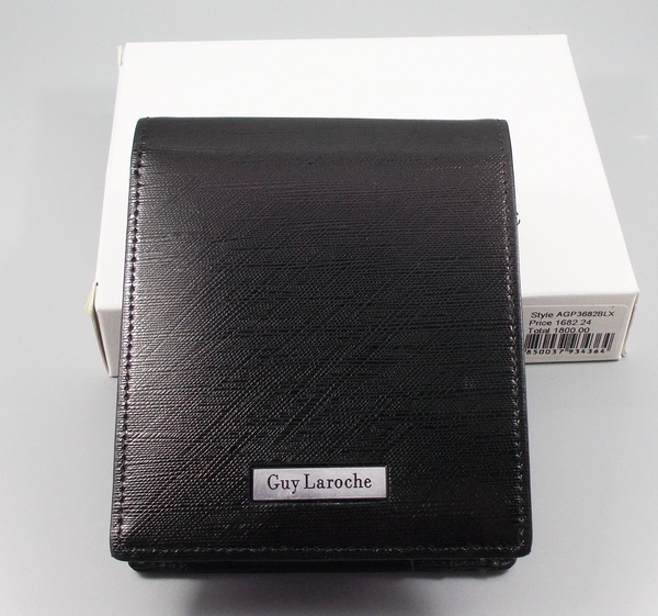 กระเป๋าสตางค์ Guy Laroche ดำ ใหม่ แท้