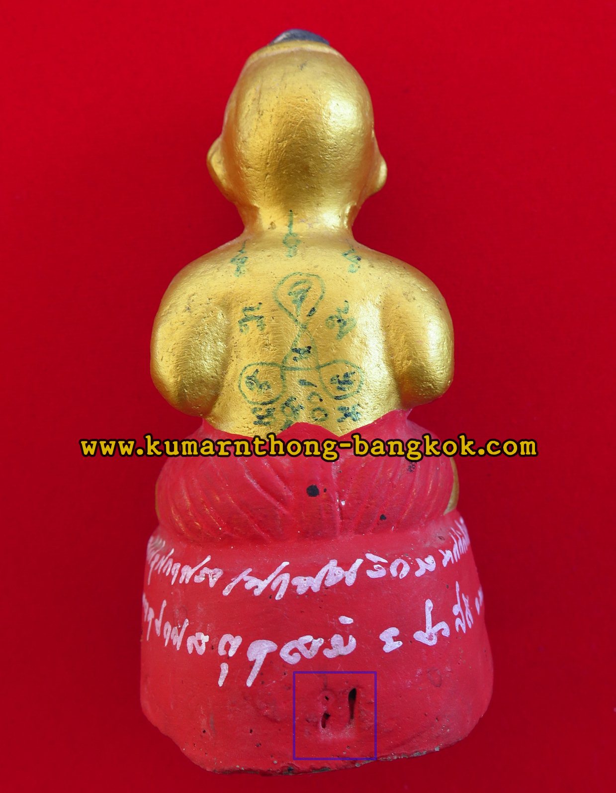 กุมารทอง หลวงปู่แย้ม วัดสามง่าม จ.นครปฐม เนื้อดิน สีทองฐานแดง พิมพ์เล็ก ขนาดตั้งบูชา รุ่น มหาเศรษฐี