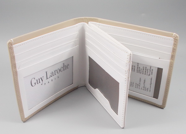 กระเป๋าสตางค์ Guy Laroche เบจ-ขาว ใหม่ แท้