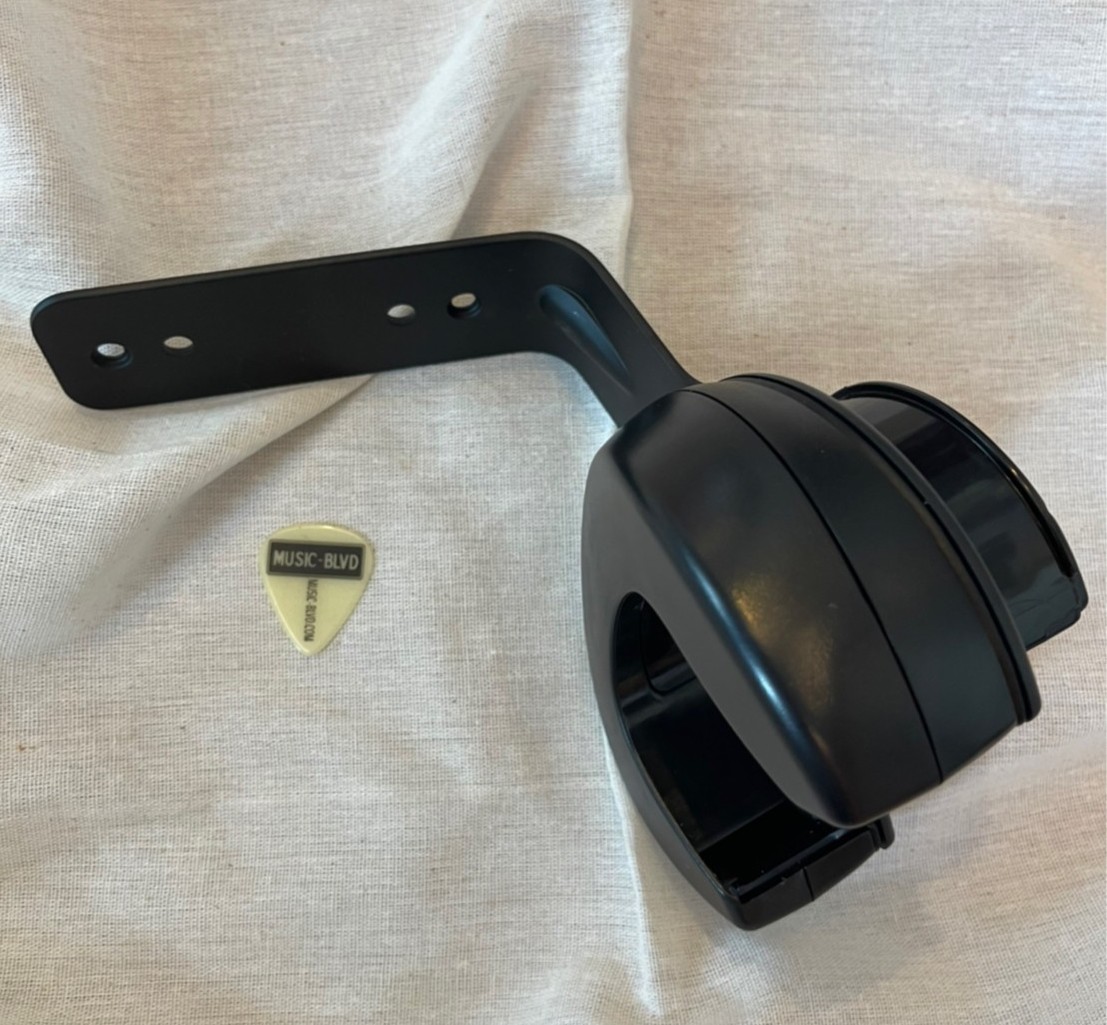 D&A Guitar Gear Headlock Guitar Wall Hanger Black