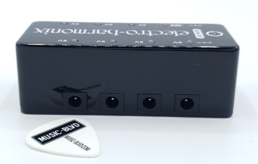 Electro-Harmonix S8 Multi-Output Power Supply