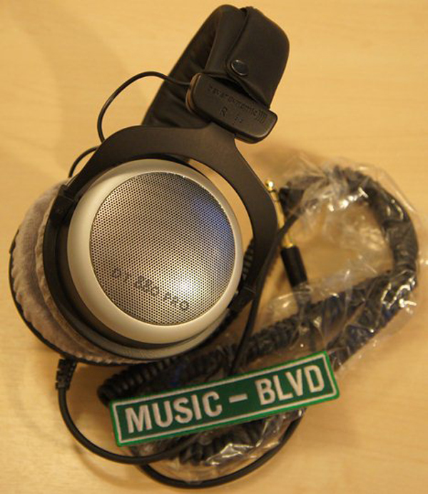 Beyerdynamic DT 880 Pro Studio Headphones