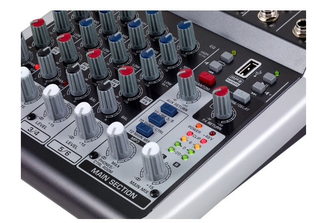 Behringer Xenyx QX602MP3
