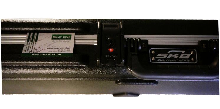 SKB SKB-66 Deluxe Universal Electric Guitar Case