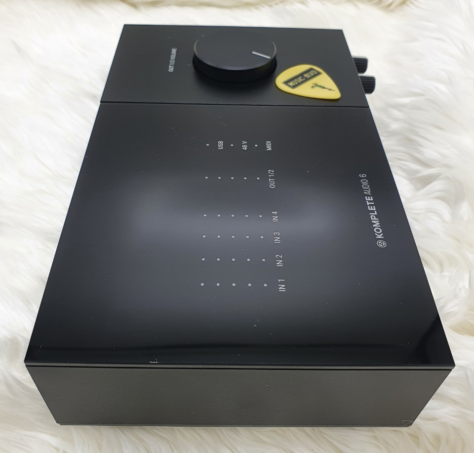 Native Instruments Komplete Audio 6 Mk2 USB Audio Interface