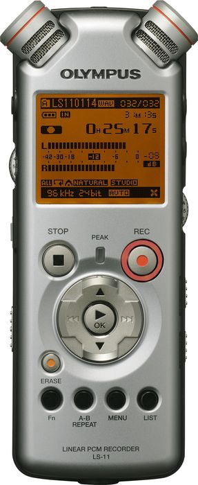 Olympus LS-11 Linear PCM Recorder