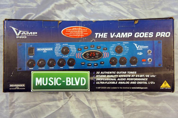 Behringer V-Amp Pro Guitar Multi Effects Processor