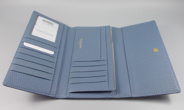 กระเป๋าสตางค์ Guy Laroche ฟ้า ใหม่ แท้