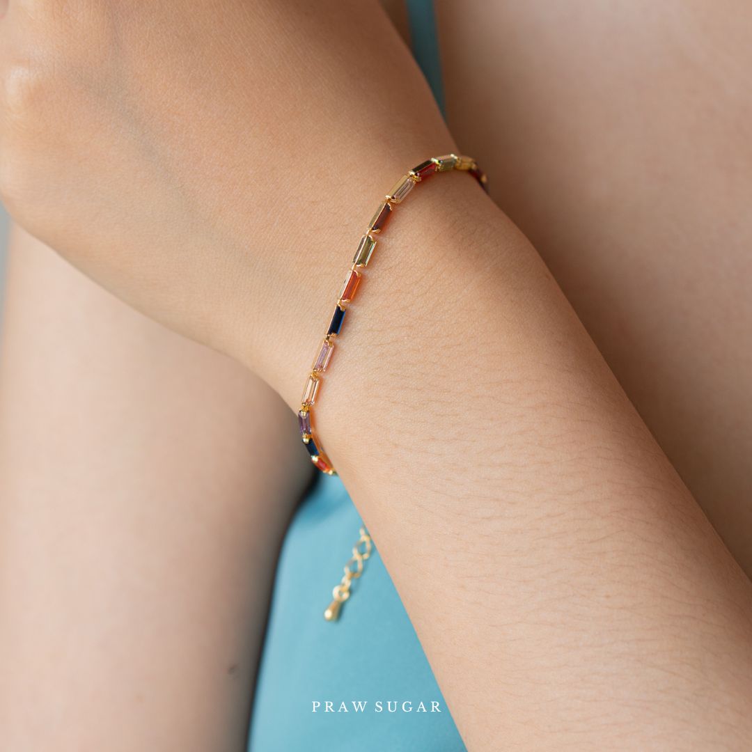 Joyful Bracelet - สร้อยข้อมือคริสตัลเรียงทรงสี่เหลี่ยมผืนผ้า