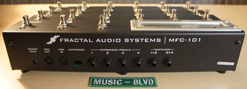 Fractal Audio Systems MFC-101 Midi Foot Controller