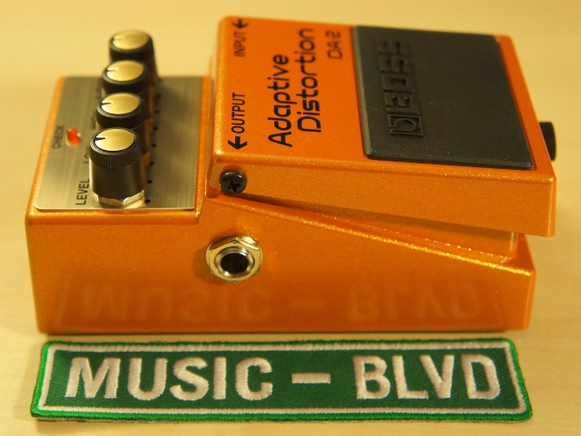 Boss DA-2 Adaptive Distortion Guitar Effects Pedal